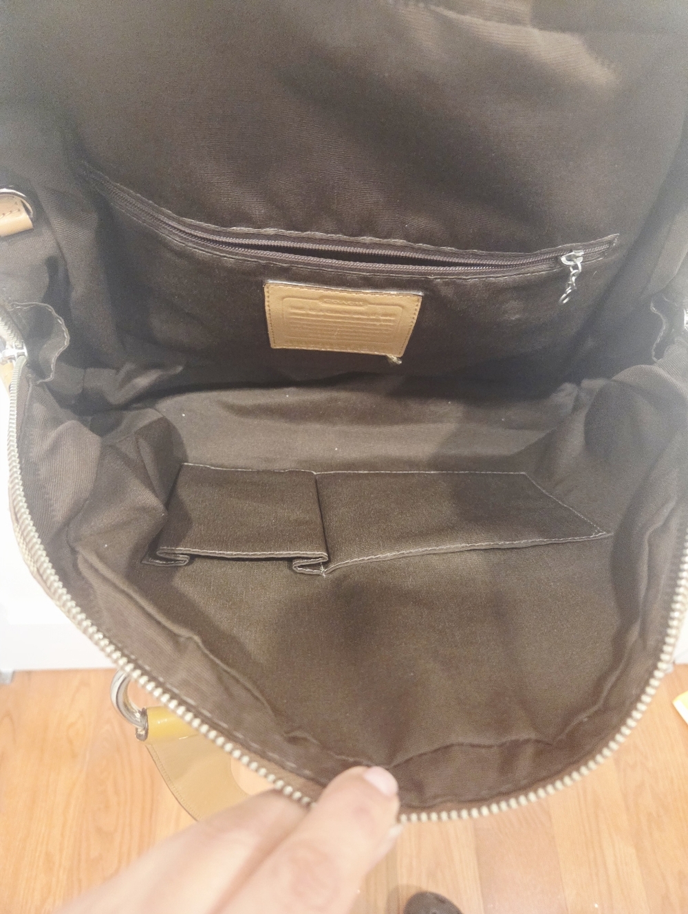 Coach Large  Khaki Signature Dome Shoulder Bag with Tan Leather Trim - Picture 6 of 9